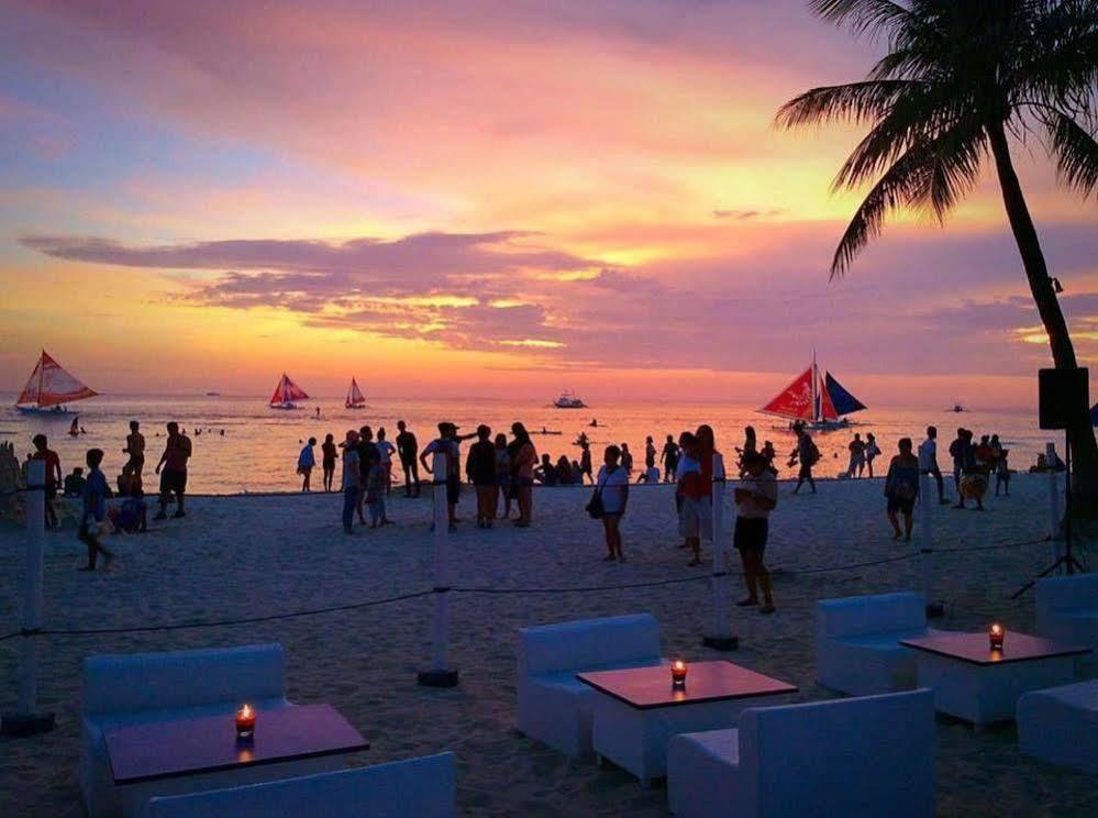 Gt Hotel Boracay Balabag  Exterior photo